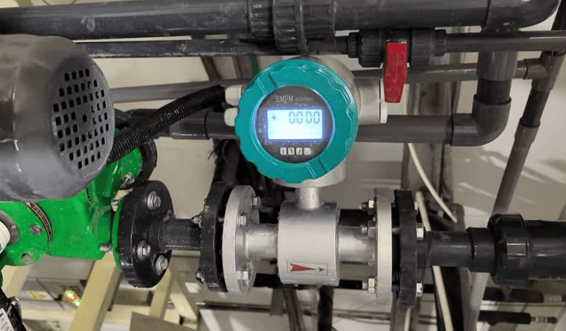  Stainless steel flow meter for less corrosive fluids