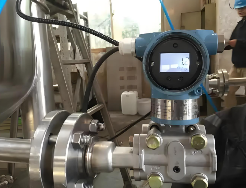 Встановлення датчика перепаду тиску з діафрагмовим ущільненням Diaphragm Seal dp transmitter install
